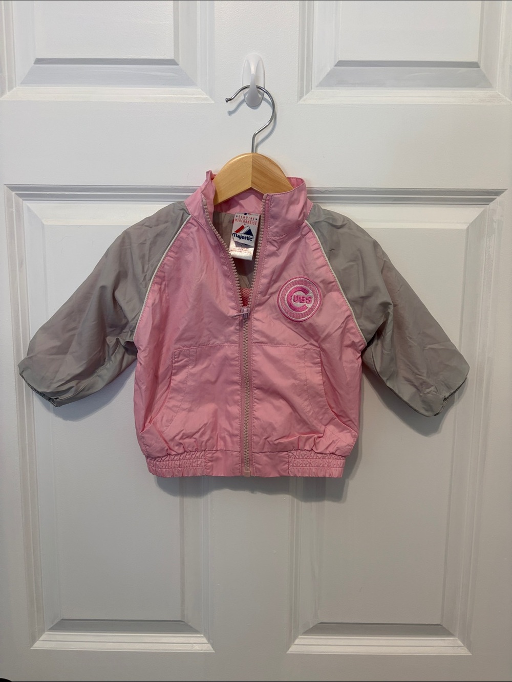 Pink & Gray Kids Windbreaker Chicago Cubs Jacket - MLB Genuine Merchandise